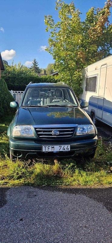 Begagnad 2002 Suzuki Grand Vitara SUV | 7 000 kr - Bild 1/4