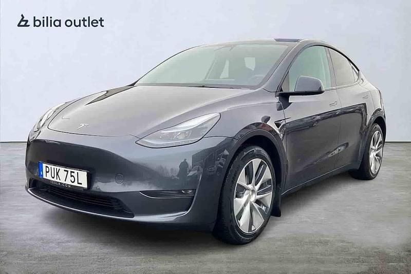 Grå Begagnad 2022 Tesla Model Y Long Range AWD SUV | 419 900 kr (Marknadspris) - Bild 1/1