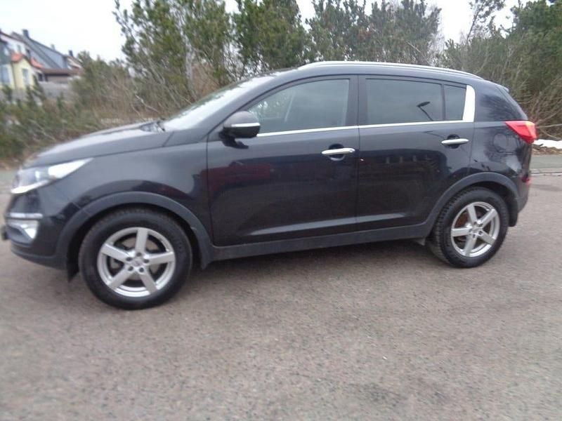 Svart Begagnad 2014 Kia Sportage SUV | 104 900 kr (Marknadspris) - Bild 1/4