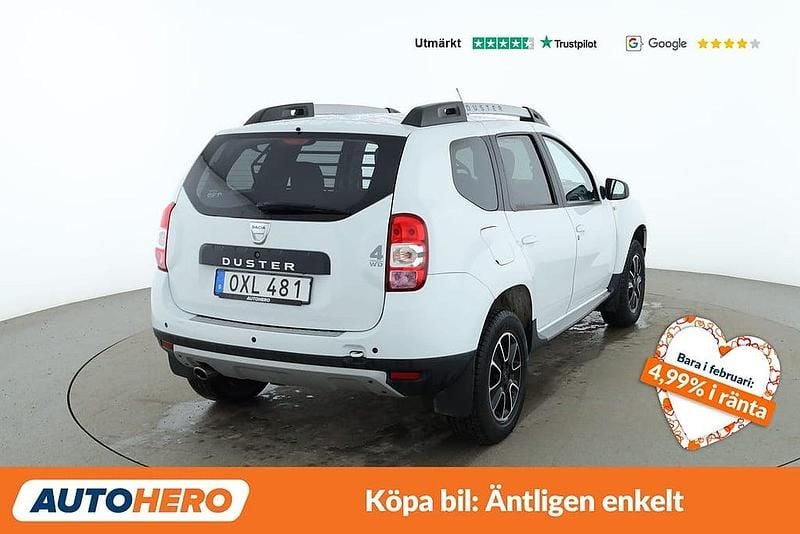 Begagnad Dacia Duster Black Shadow 126 HK (92 kW) 2016 Vit SUV