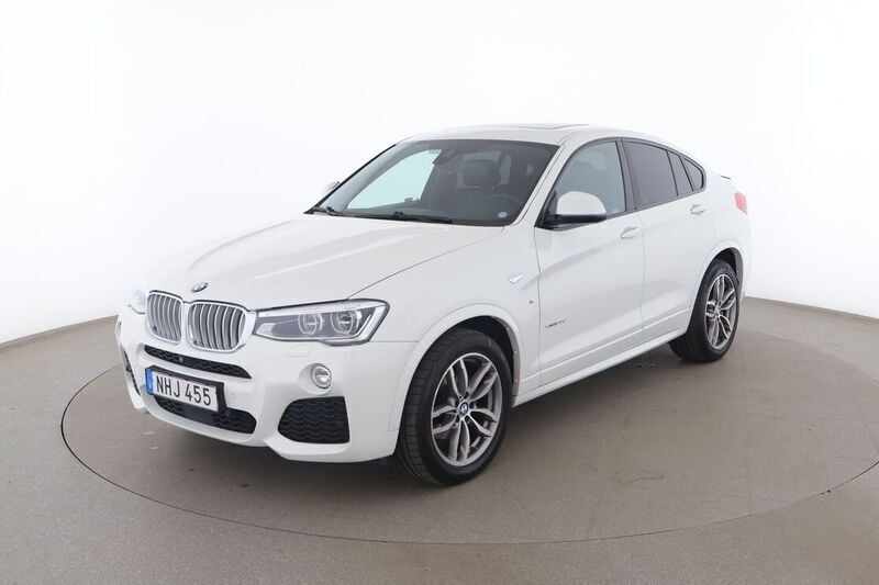 Vit Begagnad 2016 BMW X4 M Sport SUV | 266 000 kr - Bild 1/4