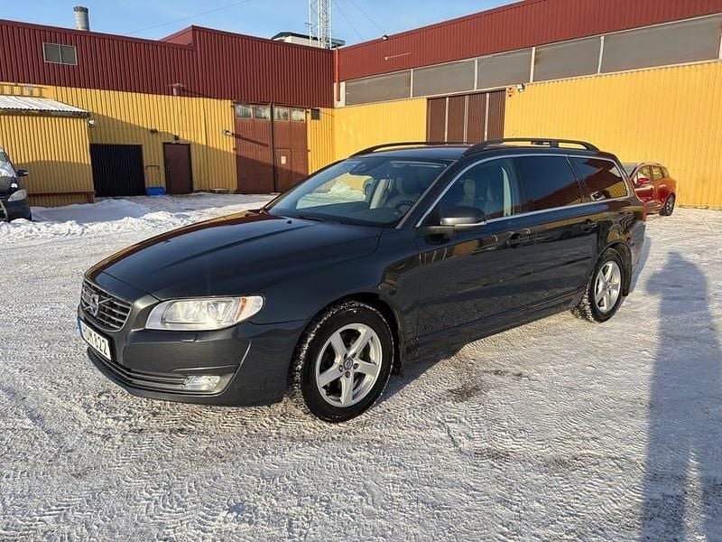 Grå Begagnad 2016 Volvo V70 Momentum Kombi | 127 500 kr (Bra pris) - Bild 1/4