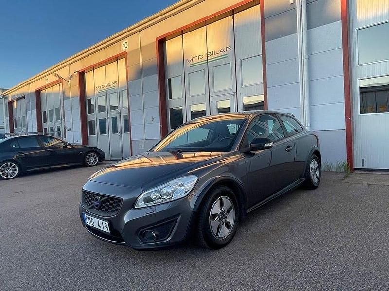 Begagnad Volvo C30 Momentum 109 HK (80 kW) 2010 Grå Halvkombi