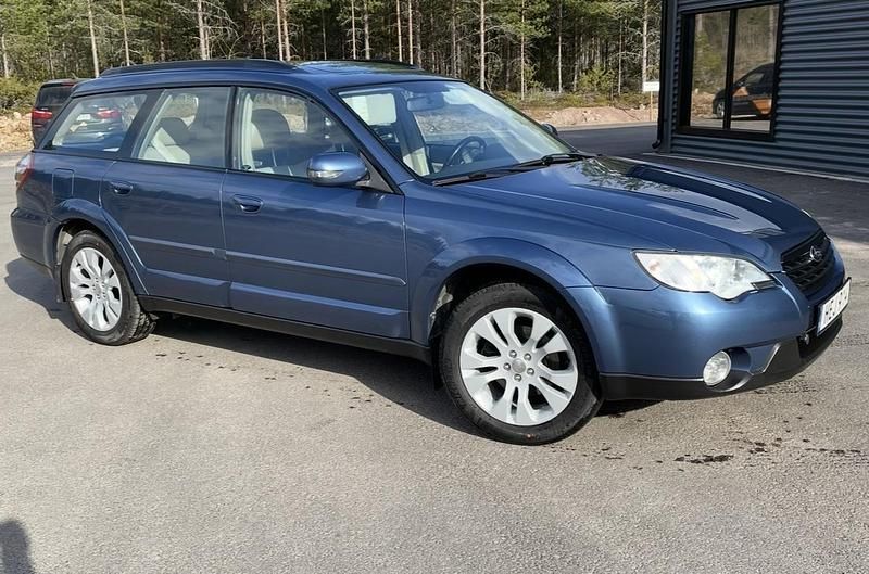 Blå Begagnad 2007 Subaru Outback SUV | 60 000 kr (Dyr) - Bild 1/3