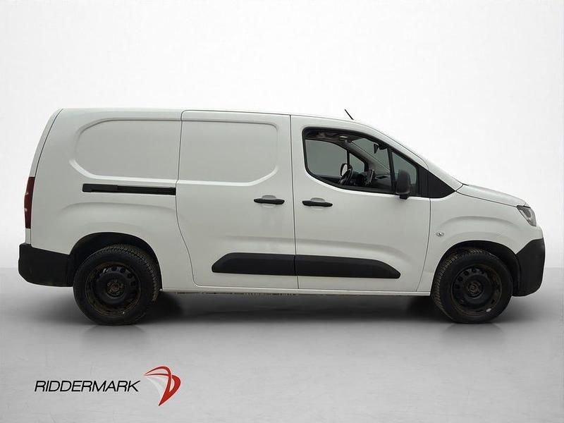 Begagnad Citroën Berlingo 131 HK (96 kW) 2021 Vit Minibuss