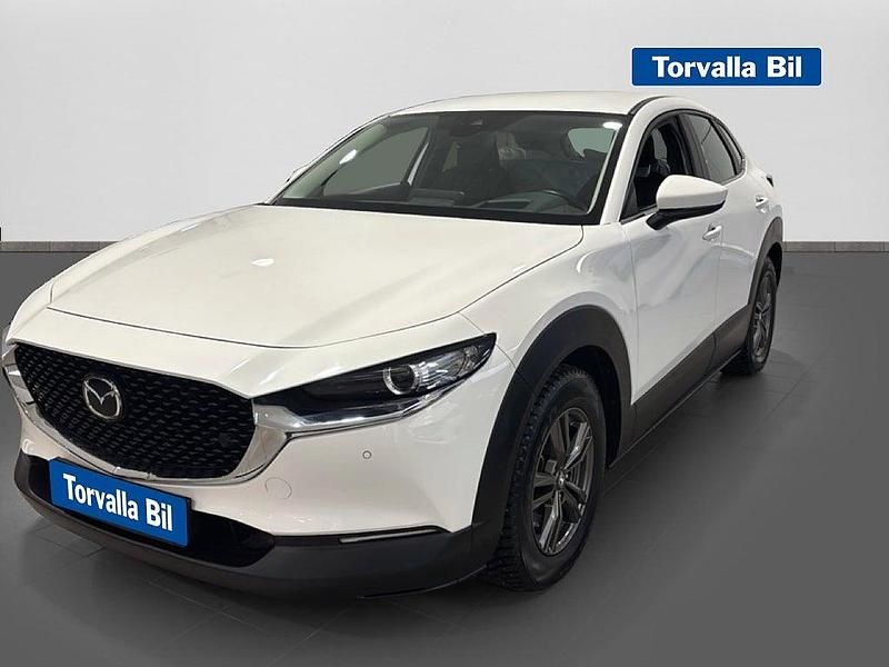 Vit Begagnad 2021 Mazda CX-30 SUV | 244 900 kr (Marknadspris) - Bild 1/4