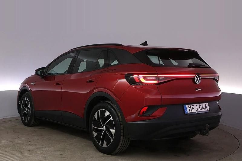 Begagnad VW ID.4 Pro Performance 150 kW (204 HK) 2023 Mörkröd SUV