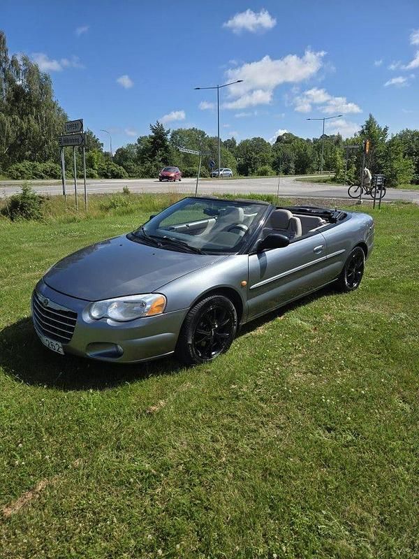 Silver Begagnad 2006 Chrysler Sebring Cabriolet Cab | 60 000 kr - Bild 1/4