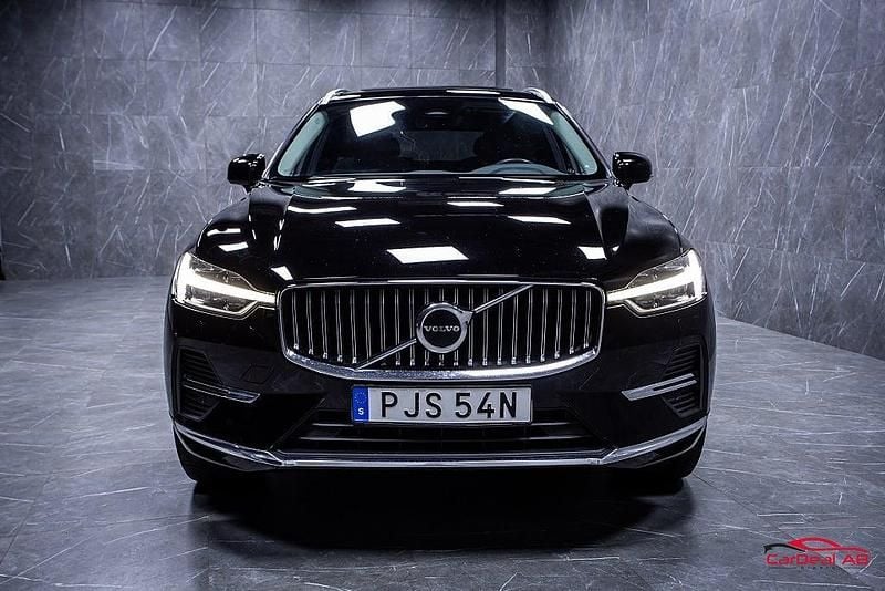 Begagnad Volvo XC60 Core 253 HK (186 kW) 2023 Svart SUV