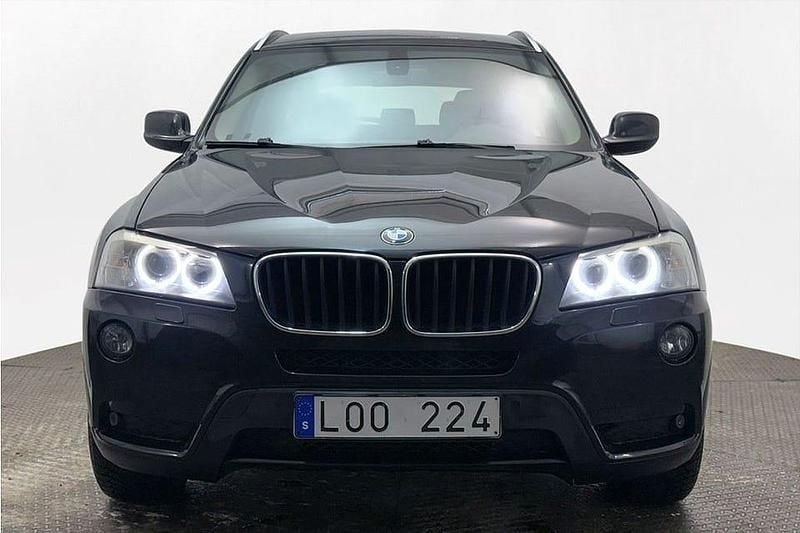 Begagnad BMW X3 184 HK (135 kW) 2011 Svart SUV
