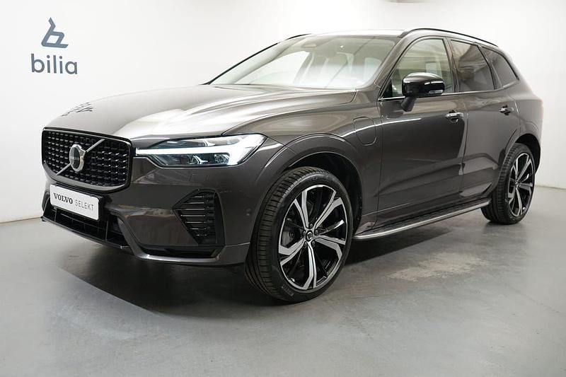 Grå Begagnad 2022 Volvo XC60 Ultimate SUV | 579 900 kr (Lite dyr) - Bild 1/3