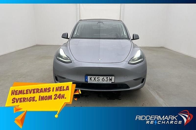 Begagnad Tesla Model Y Long Range AWD 378 kW (514 HK) 2023 Grå SUV