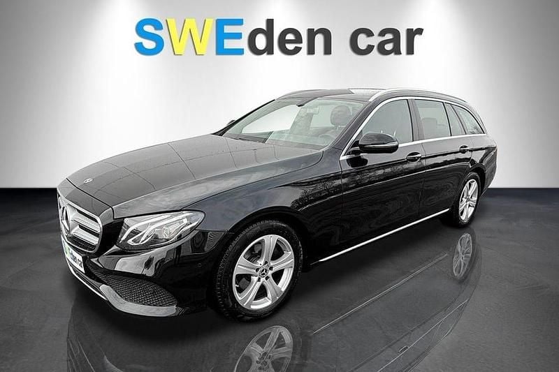 Begagnad Mercedes E220 Avantgarde 194 HK (142 kW) 2017 Svart