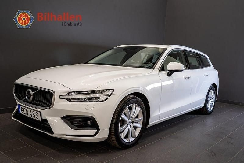 Vit Begagnad 2020 Volvo V60 Momentum Kombi | 269 000 kr (Bra pris) - Bild 1/4