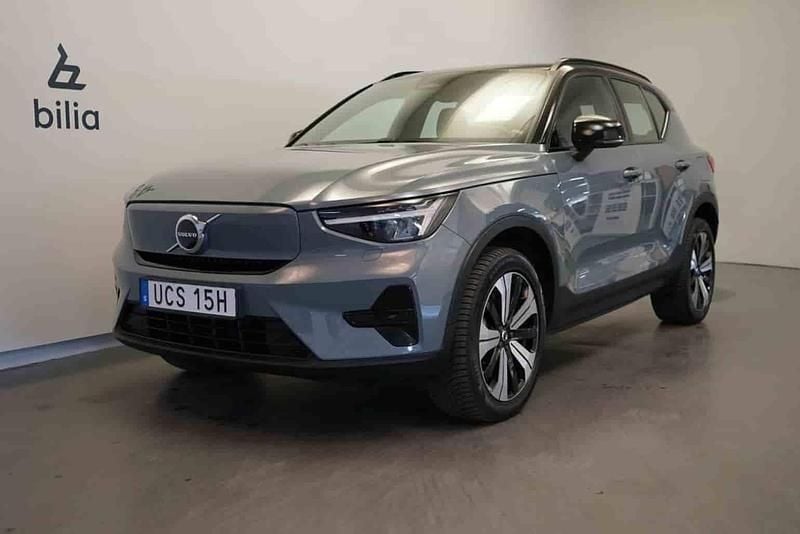 Grå Begagnad 2023 Volvo XC40 Single Motor SUV | 349 500 kr - Bild 1/1