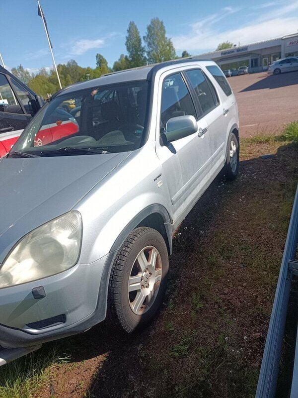 Silver Begagnad 2004 Honda CR-V SUV | 11 000 kr - Bild 1/4