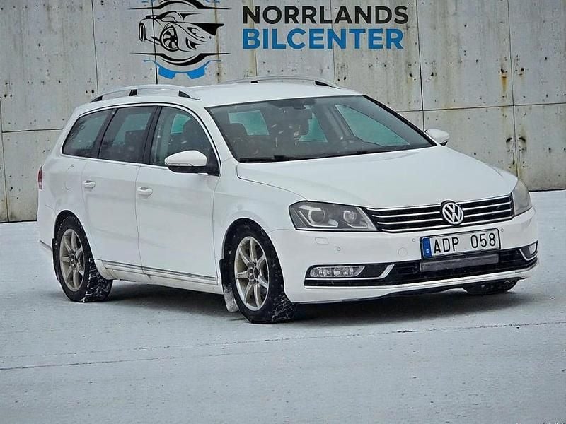 Begagnad VW Passat GT 170 HK (125 kW) 2012 Vit Kombi