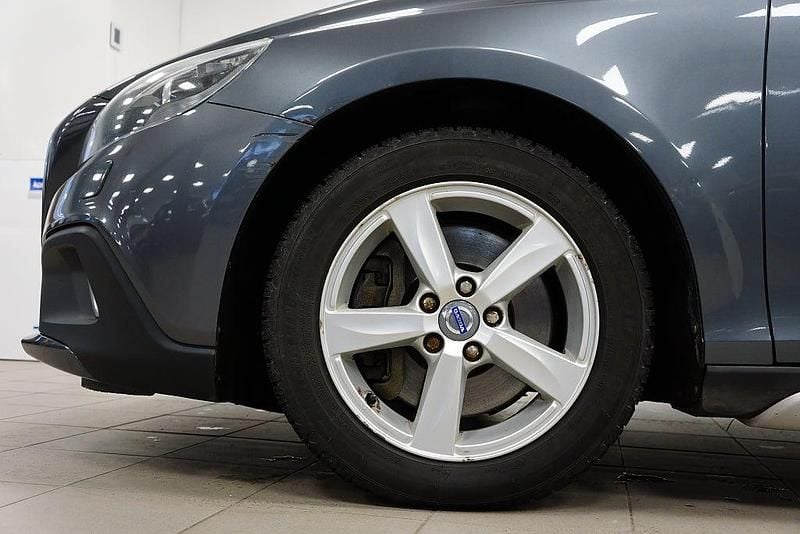 Begagnad Volvo V40 Summum 150 HK (110 kW) 2013 Grå Halvkombi