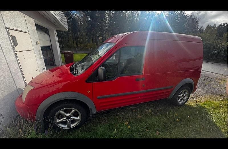 Röd Begagnad 2012 Ford Transit | 36 000 kr (Marknadspris) - Bild 1/4
