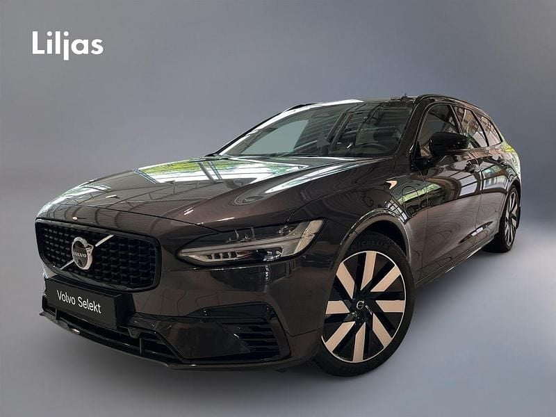 Grå Begagnad 2024 Volvo V90 Plus Kombi | 499 000 kr (Marknadspris) - Bild 1/4