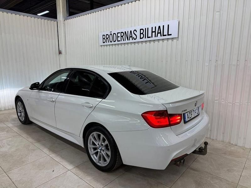 Begagnad BMW 320 M Sport 184 HK (135 kW) 2014 Vit Sedan