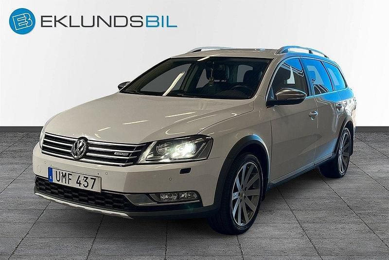 Vit Begagnad 2014 VW Passat Alltrack Kombi | 109 900 kr (Superpris) - Bild 1/4