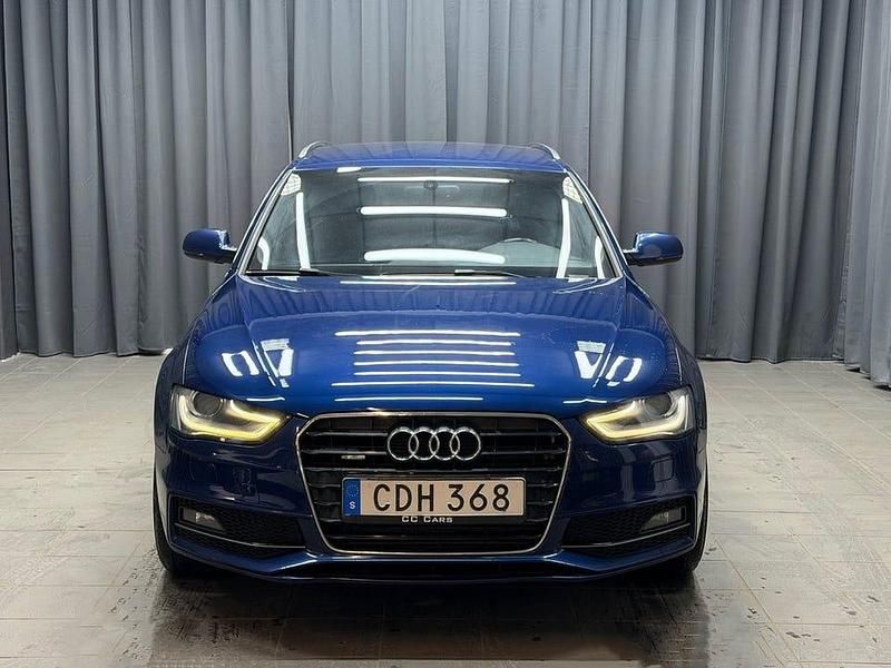 Begagnad Audi A4 177 HK (130 kW) 2014 Blå Kombi