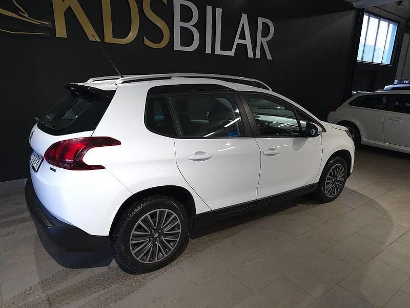 Begagnad Peugeot 2008 Active 110 HK (80 kW) 2016 Vit SUV