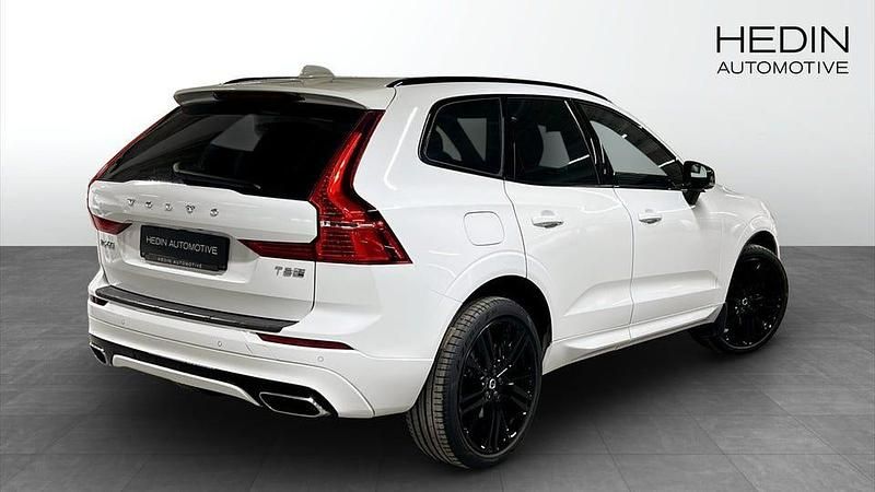 Begagnad Volvo XC60 R-Design 392 HK (288 kW) 2020 Vit SUV