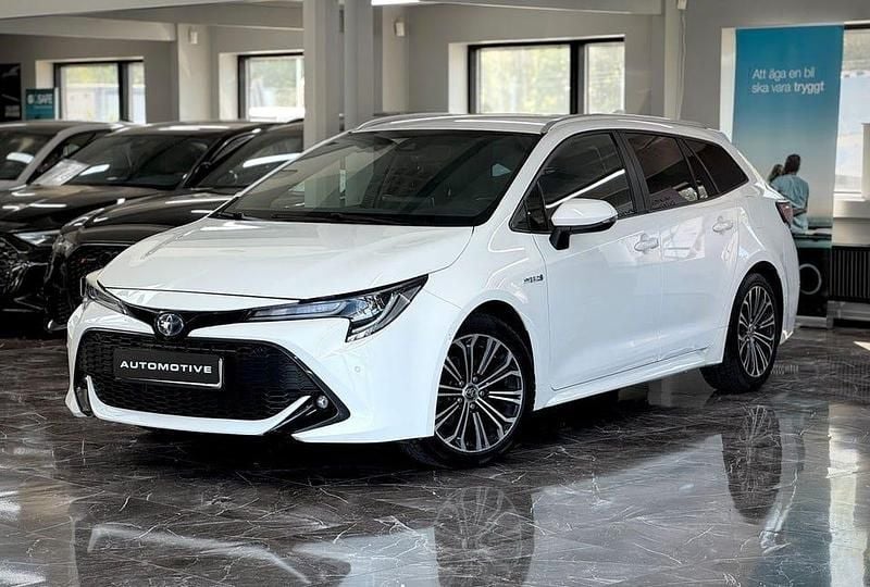 Vit Begagnad 2020 Toyota Corolla Style Kombi | 219 900 kr (Bra pris) - Bild 1/4