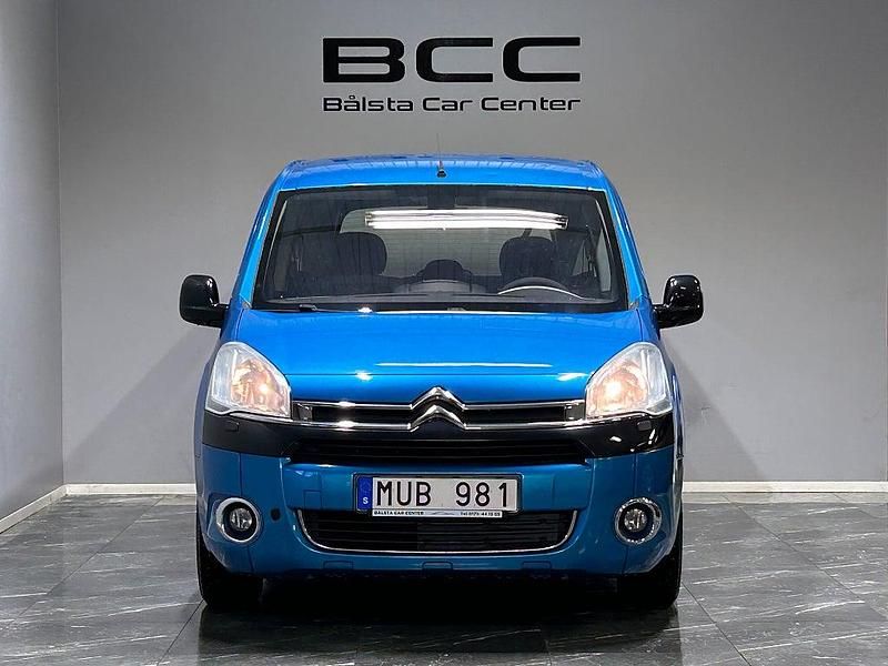 Begagnad Citroën Berlingo 92 HK (67 kW) 2012 Blå Minibuss