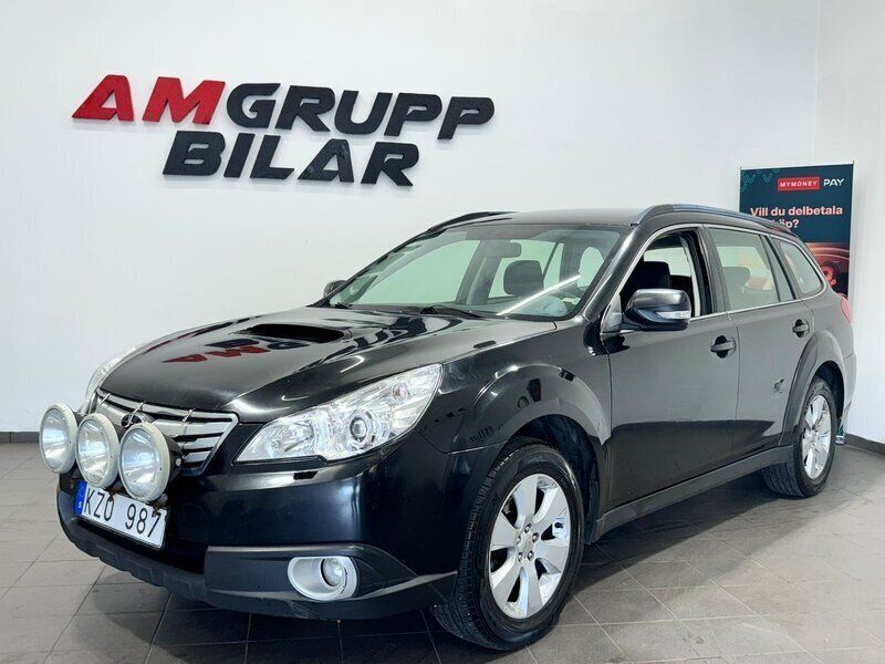 Svart Begagnad 2010 Subaru Outback SUV | 29 900 kr (Lite dyr) - Bild 1/4