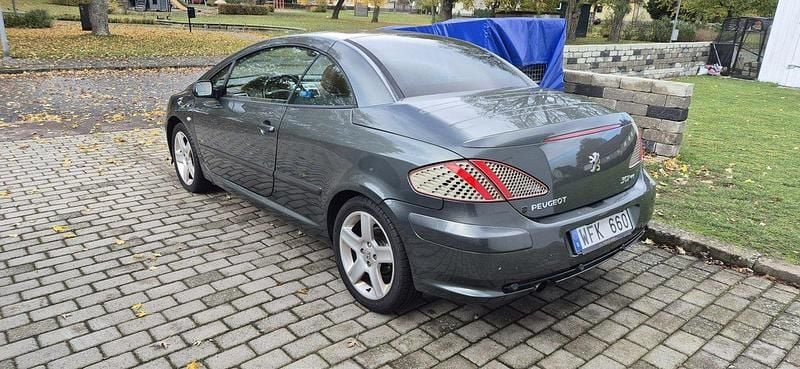 Grå Begagnad 2005 Peugeot 307 CC Sport Cab | 22 500 kr (Bra pris) - Bild 1/4