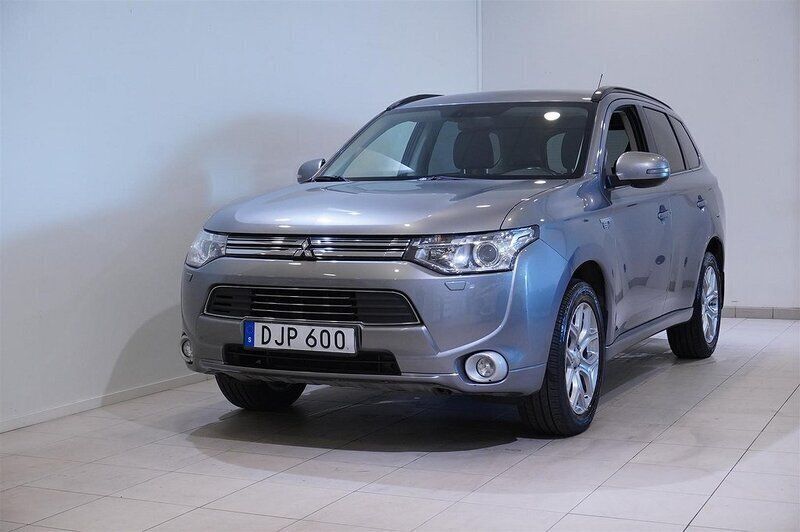 Okänd Begagnad 2014 Mitsubishi Outlander P-HEV SUV | 149 900 kr (Dyr) - Bild 1/4