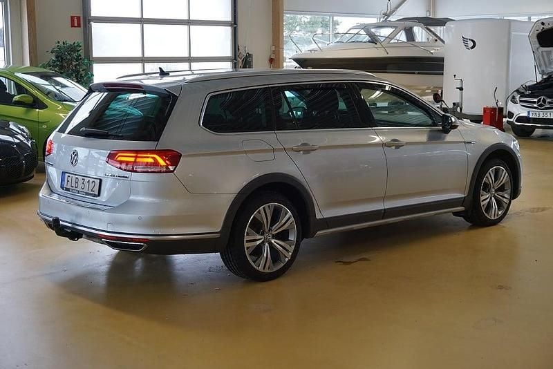 Begagnad VW Passat Alltrack 190 HK (139 kW) 2017 Silver Kombi