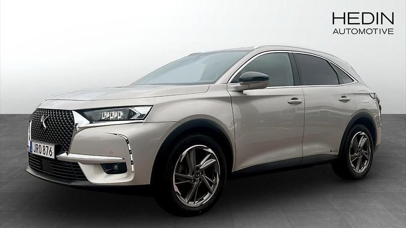 Grå (grey) Begagnad 2022 DS Automobiles DS7 Crossback SUV | 249 000 kr (Superpris) - Bild 1/4