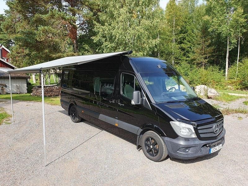 Svart Begagnad 2016 Mercedes Sprinter Van | 385 000 kr - Bild 1/4