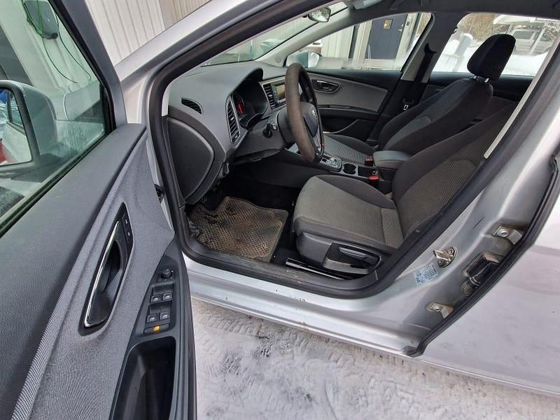 Begagnad Seat Leon ST 110 HK (80 kW) 2017 Kombi