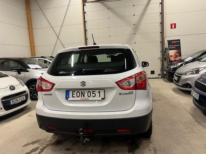 Begagnad Suzuki SX4 S-Cross 120 HK (88 kW) 2015 Vit SUV