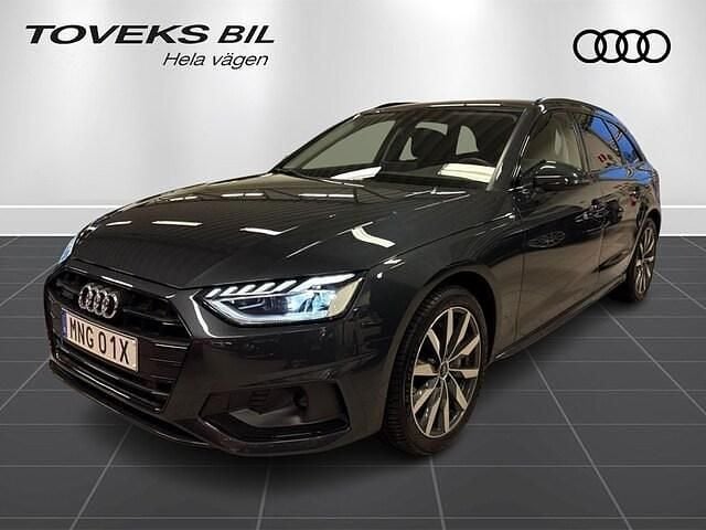 Begagnad Audi A4 Advanced 204 HK (150 kW) 2025 Manhattangrå metallic Kombi