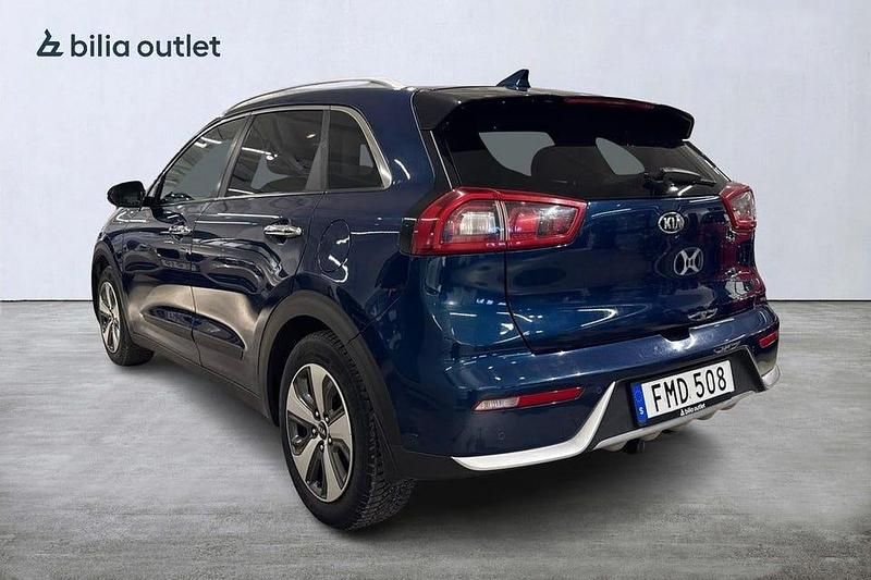 Begagnad Kia Niro Advance 105 HK (77 kW) 2017 Blå SUV