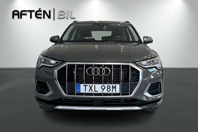 Begagnad Audi Q3 Proline 150 HK (110 kW) 2024 Grå SUV