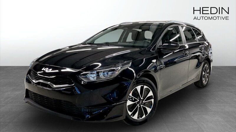 Svart (black) Ny 2025 Kia Ceed Sportswagon Kombi | 299 900 kr (Dyr) - Bild 1/4