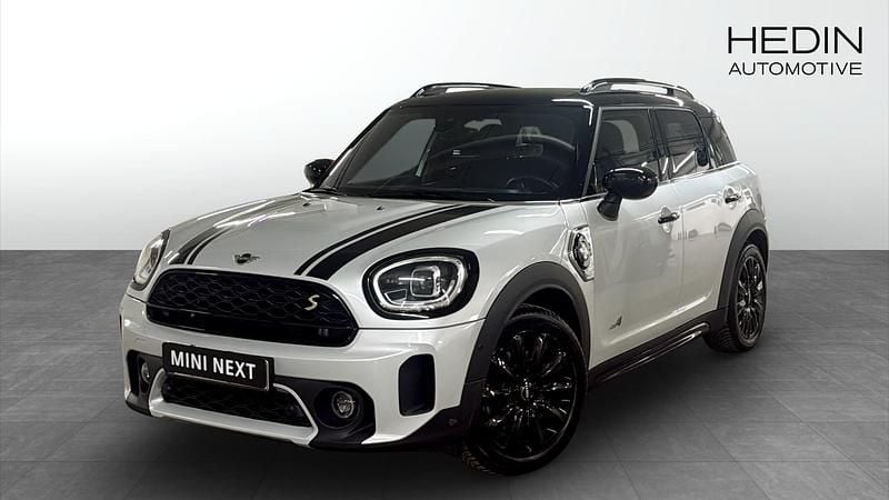 Silver Begagnad 2021 Mini Cooper Countryman SUV | 289 700 kr (Marknadspris) - Bild 1/4