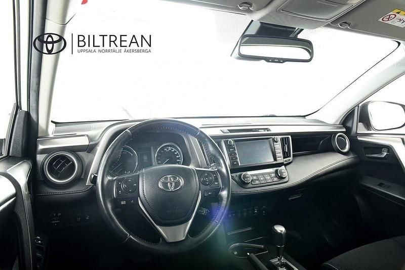 Begagnad Toyota RAV4 Hybrid Active 197 HK (144 kW) 2017 Vit SUV