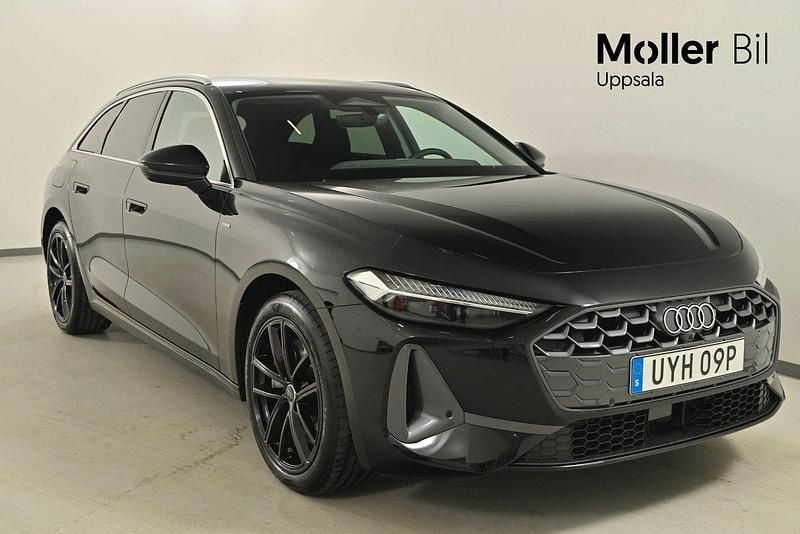 Svart Ny 2025 Audi A5 Sport Sportkupé | 649 900 kr - Bild 1/4