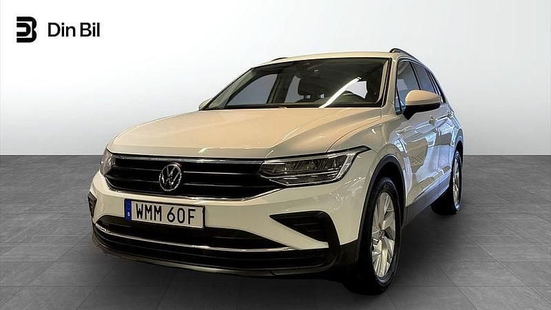 Pure white Begagnad 2020 VW Tiguan SUV | 259 900 kr (Lite dyr) - Bild 1/4