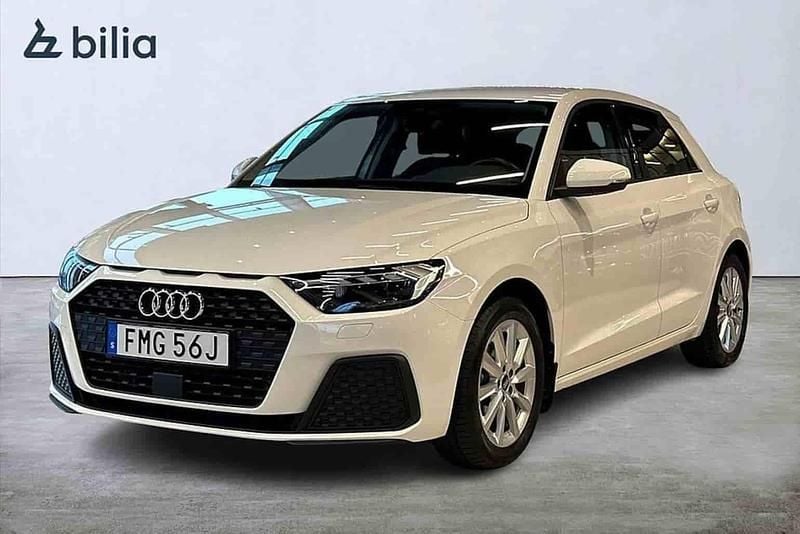 Vit Begagnad 2022 Audi A1 Sportback Halvkombi | 204 900 kr - Bild 1/1
