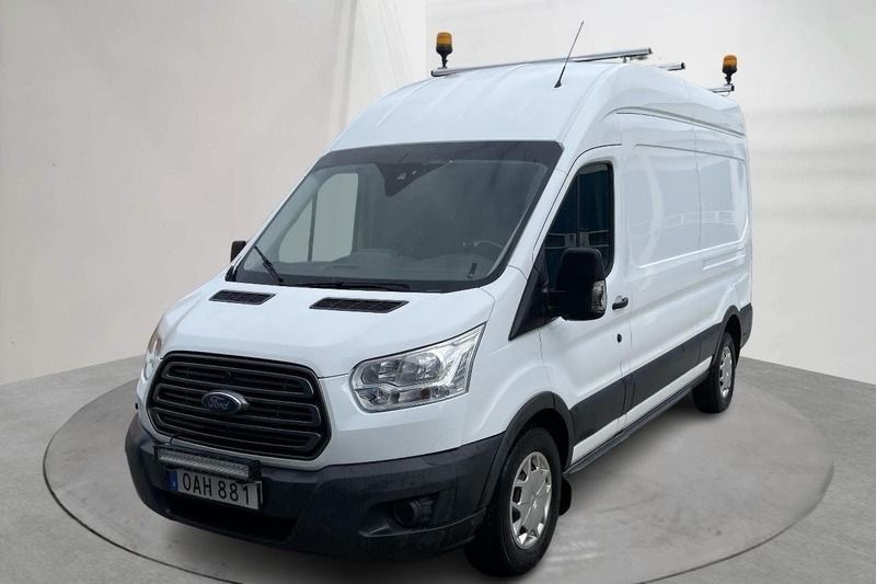 Vit Begagnad 2016 Ford Transit Sedan | 149 000 kr - Bild 1/4