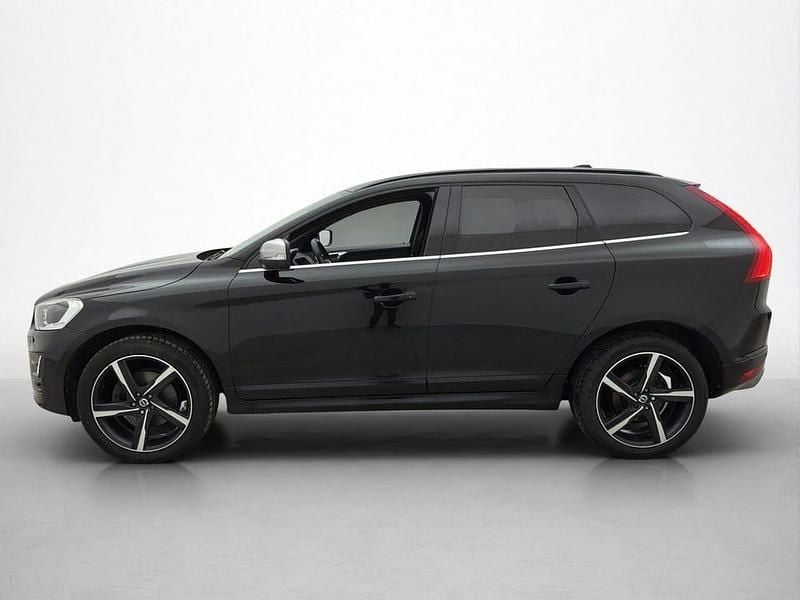 Begagnad Volvo XC60 R-Design 190 HK (139 kW) 2016 Svart SUV